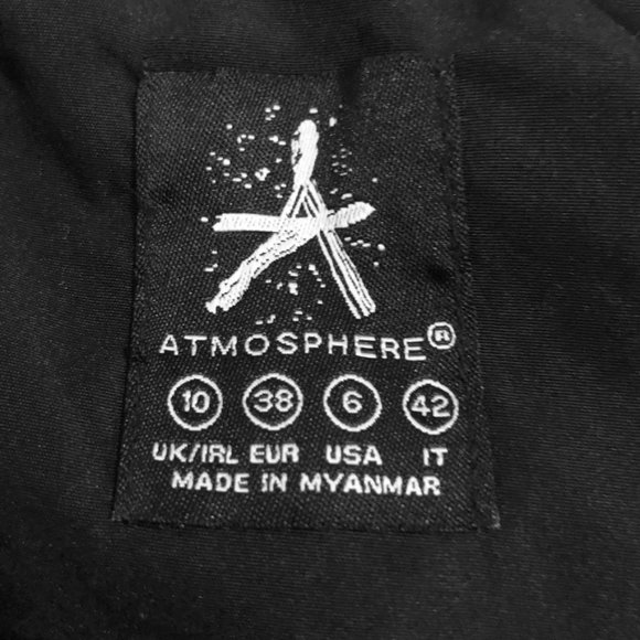 Black Trench Coat - Picture 5 of 5